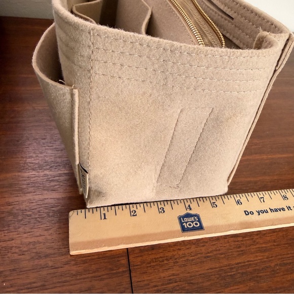 Juicy Couture Weekender duffel bag w/ embossed logo, card holder & organizer - Picture 14 of 16